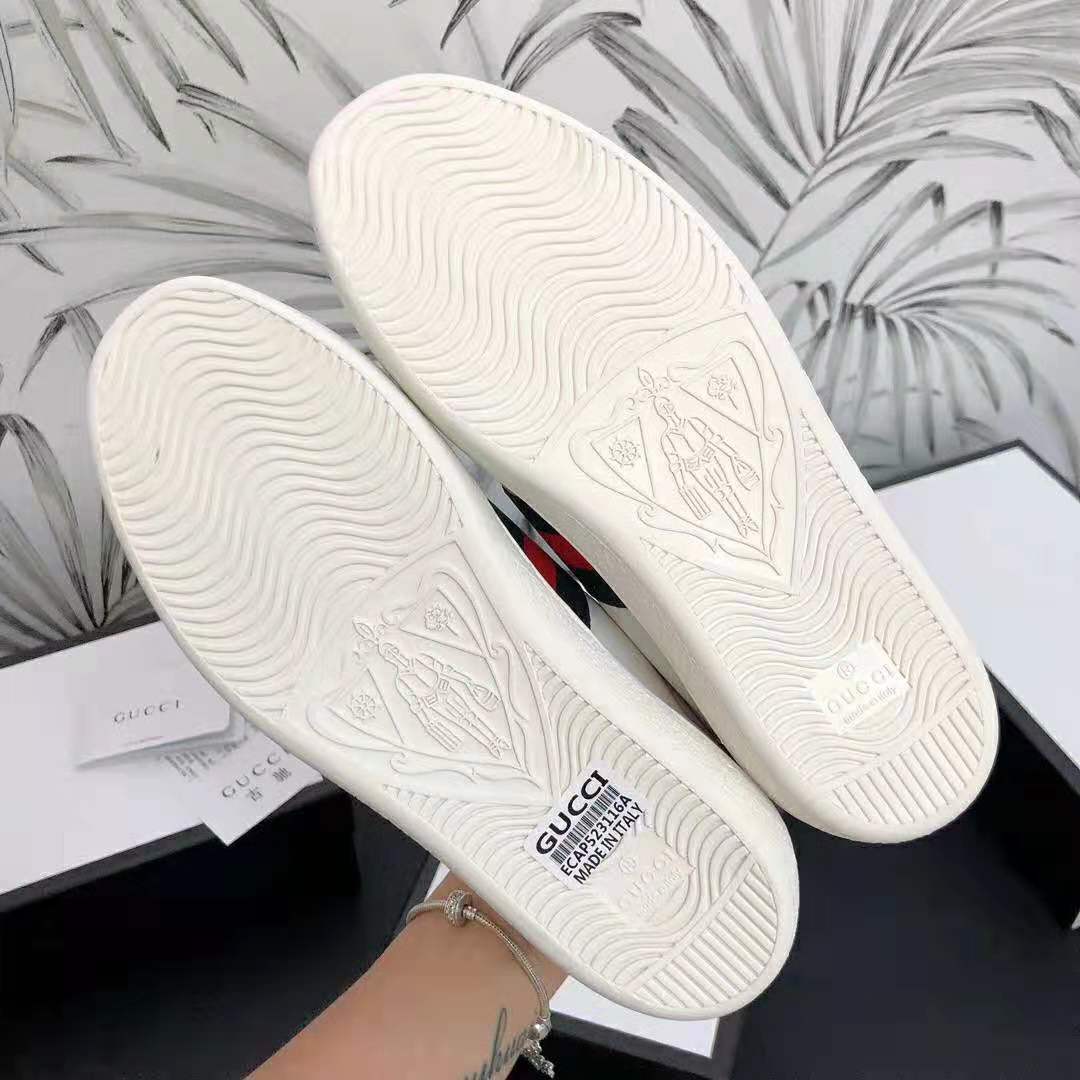 G*u*i unisex ace leather sneaker white leather with green crocodile detail