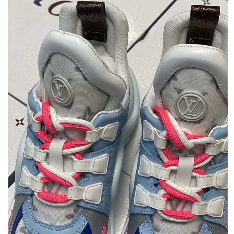 Louis Vuitton LV Women LV Archlight Sneaker in Leather and Technical Fabrics-Blue