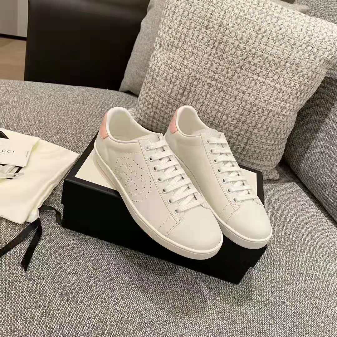 G*u*i gg unisex ace sneaker with interlocking g white scrap less leather