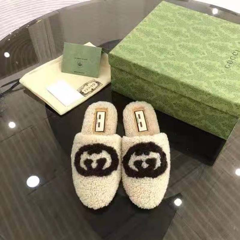G*u*i gg unisex slipper with interlocking g light brown interlocking g merino wool