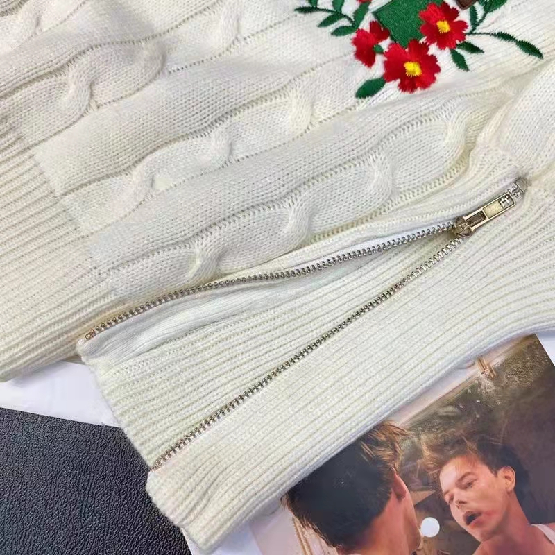 G*u*i women the north face x G*u*i sweater ivory soft wool