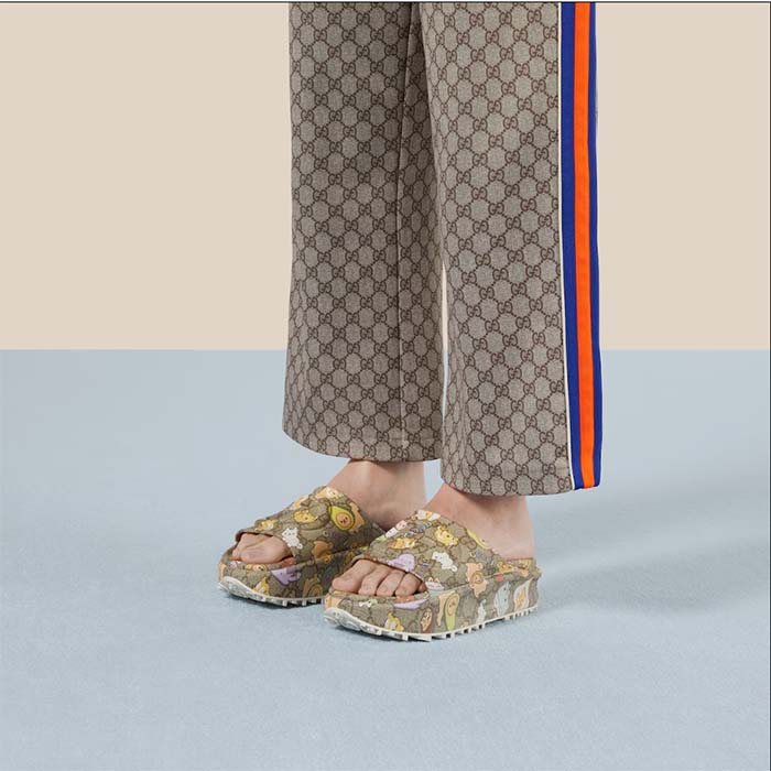 G*u*i unisex gg animal print rubber slide sandal beige embossed interlocking g low heel