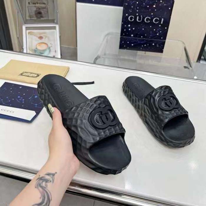 G*u*i unisex gg interlocking g slide sandal black textured rubber