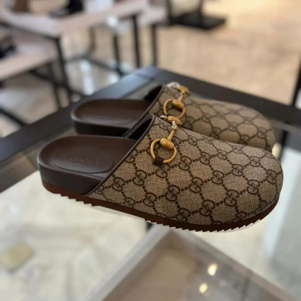G*u*i women horsebit slipper beige and ebony gg supreme canvas