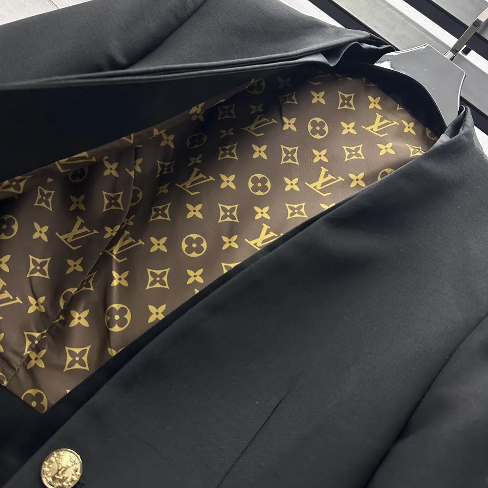 Louis Vuitton Women Collarless Chain Detail Blazer 1AGPG9